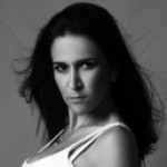 Profile picture of Debora Ribeiro
